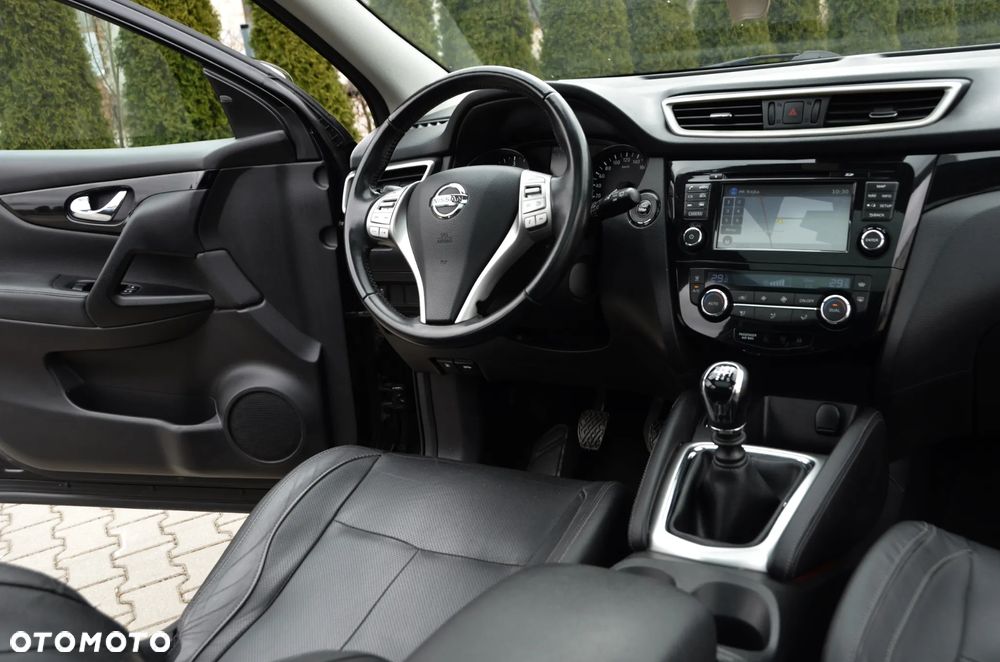 Nissan Qashqai 1.6 DCi Tekna+ - 29