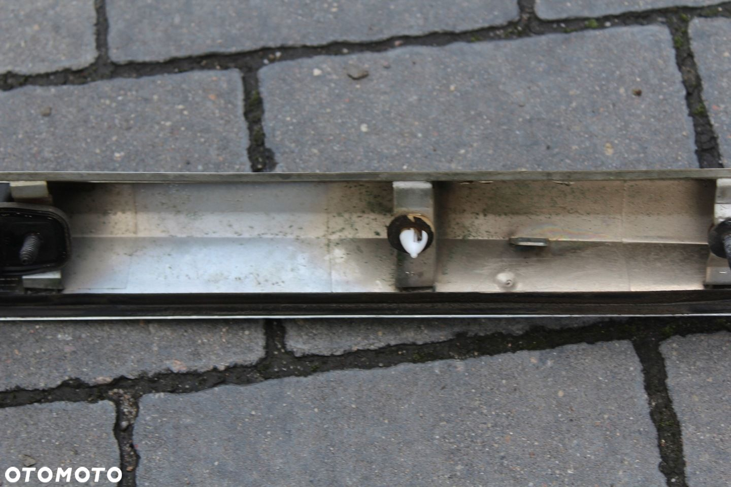 AVENSIS T27 SEDAN LIFT LISTWA BLENDA OŚWIETLENIA TABLICY REJ 76801-05130 - 11