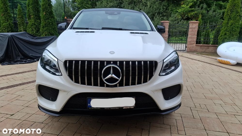 Mercedes-Benz GLE 350 d 4Matic 9G-TRONIC AMG Line - 25