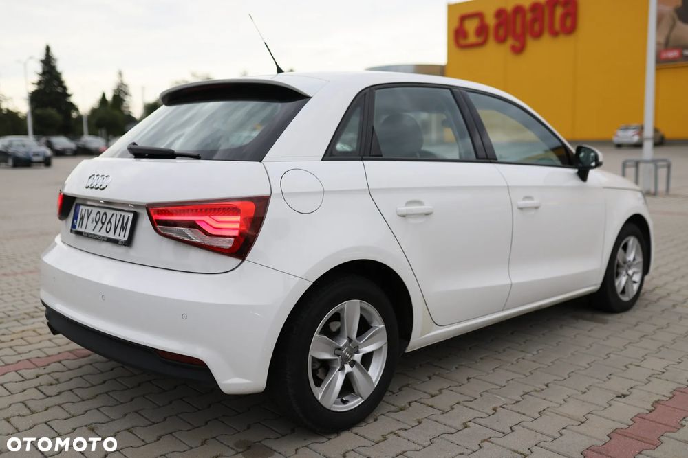 Audi A1 Sportback 1.0 TFSI S tronic - 5