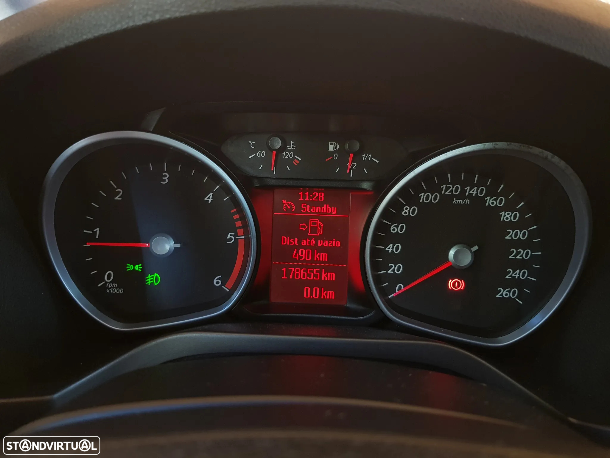 Ford S-Max 1.6 TDCi Titanium 7L - 24
