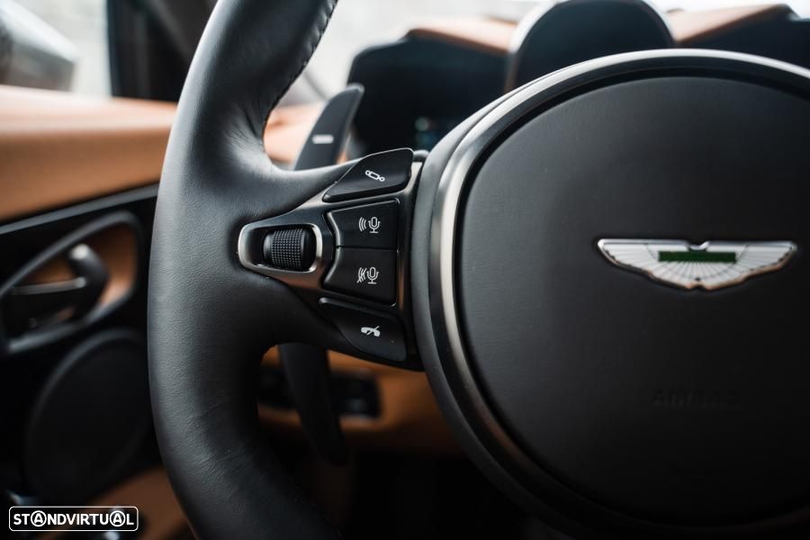 Aston Martin DBS Coupe Superleggera - 26