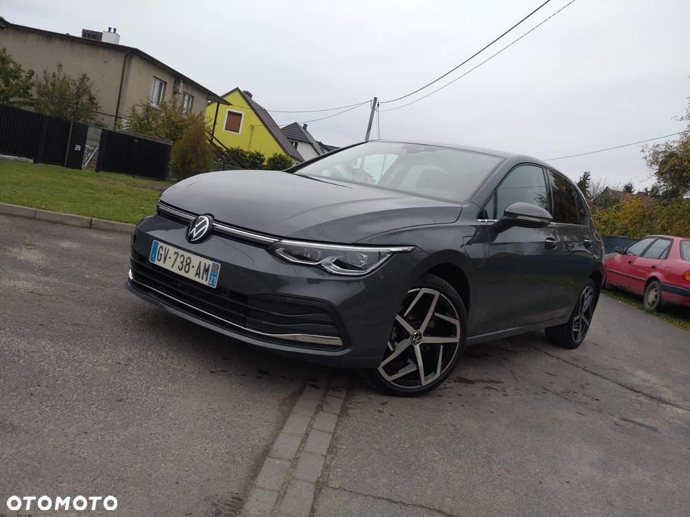 Volkswagen Golf VIII 1.4 TSI Plug-In Hybrid Style DSG - 2