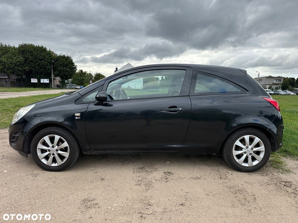 Opel Corsa 1.2 16V Enjoy - 4