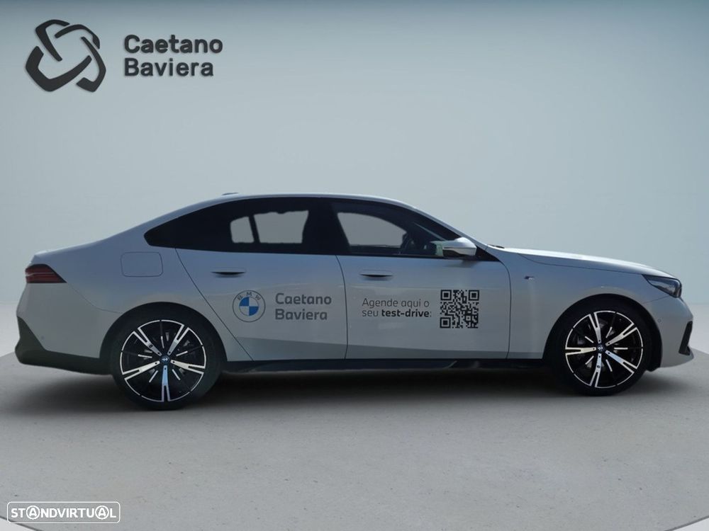 BMW i5 eDrive40 Pack Desportivo M - 9