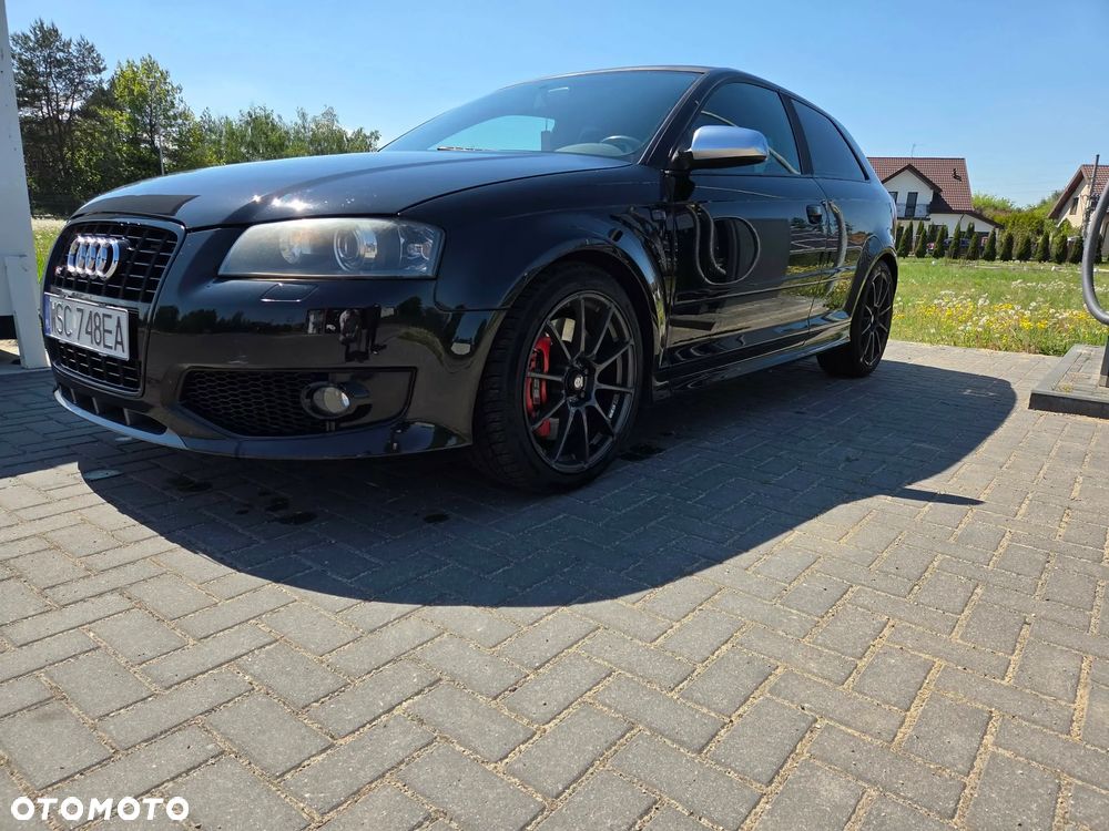 Audi S3 2.0T FSI Quattro - 2