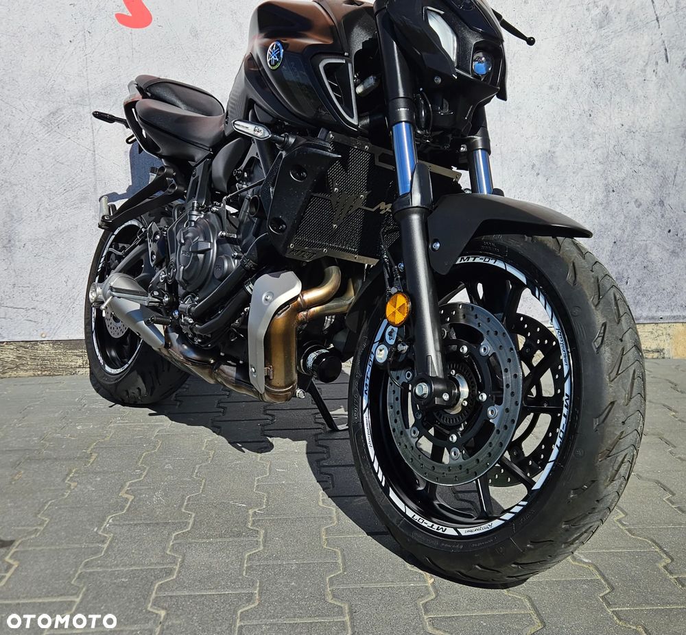 Yamaha MT - 32