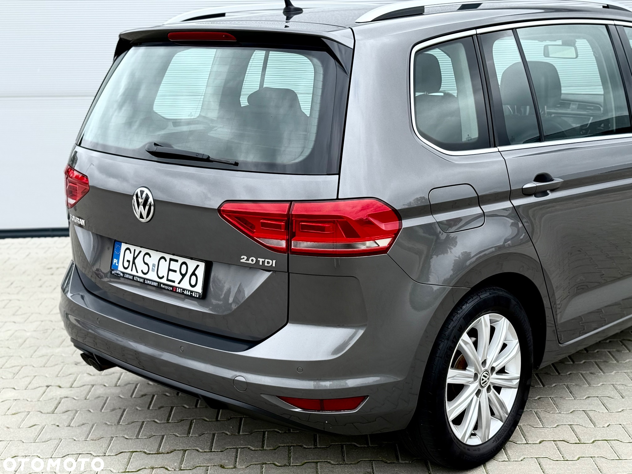 Volkswagen Touran 2.0 TDI SCR DSG Highline - 19
