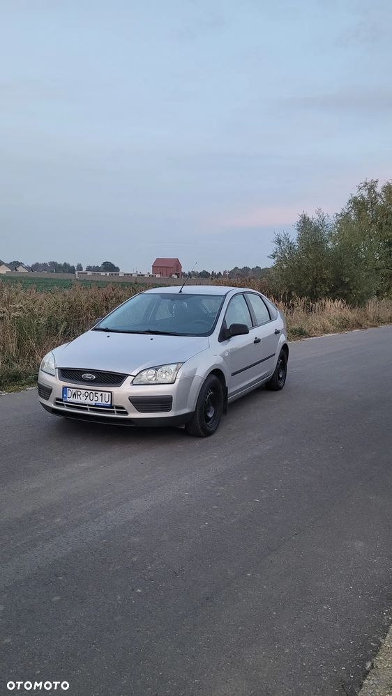 Ford Focus 1.4 16V Fun - 3