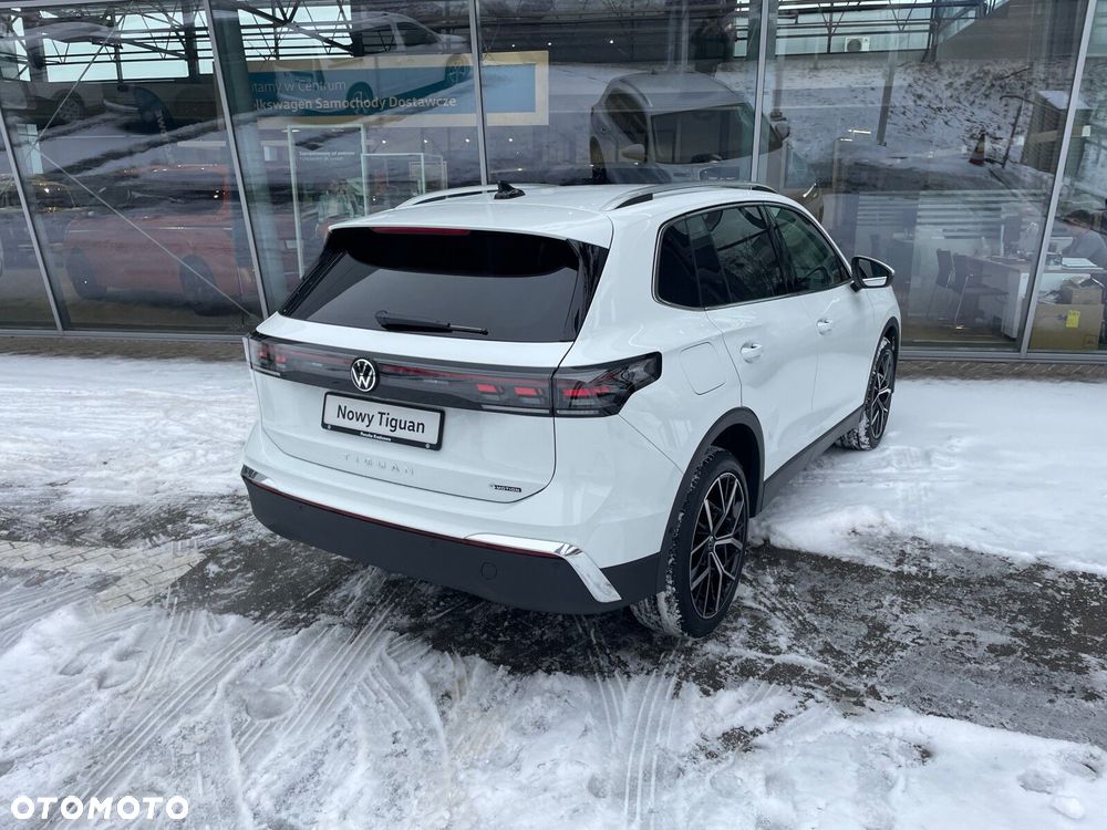 Volkswagen Tiguan 2.0 TDI 4Mot Elegance DSG - 8