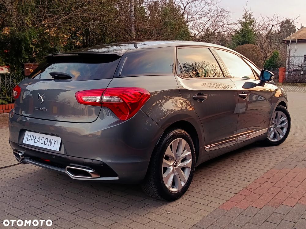 Citroën DS5 e-HDi 110 EGS6 SoChic - 4