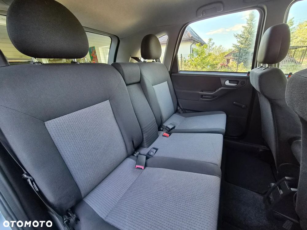 Opel Meriva - 14