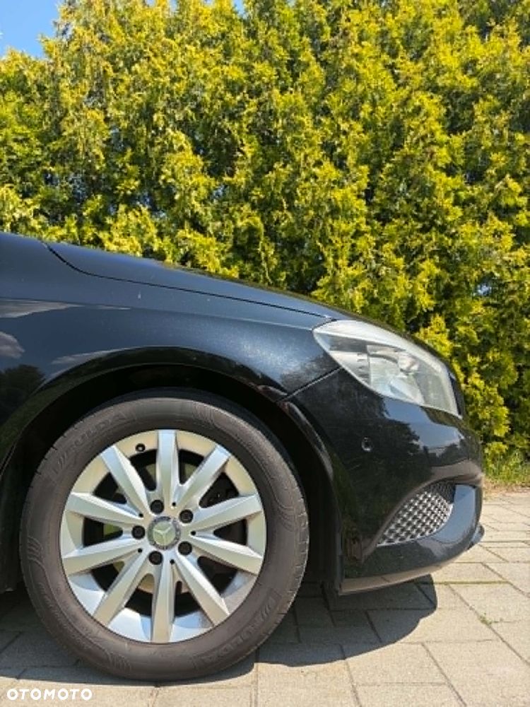 Mercedes-Benz Klasa A 180 (BlueEFFICIENCY) - 4