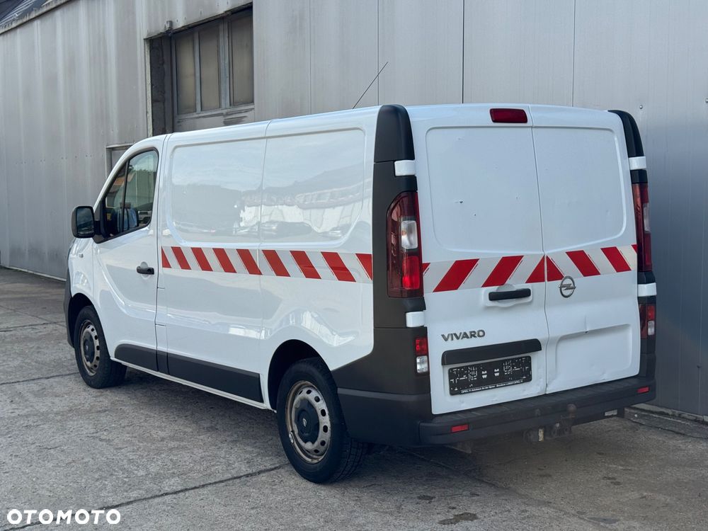 Opel Vivaro - 9
