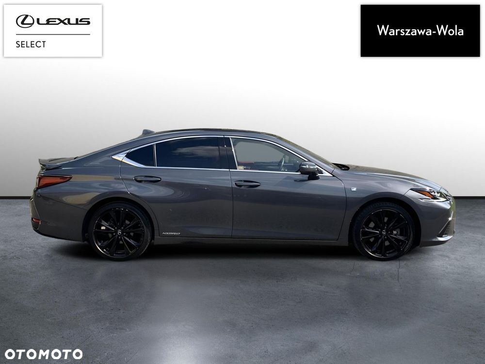 Lexus ES 300h F Sport Edition - 8