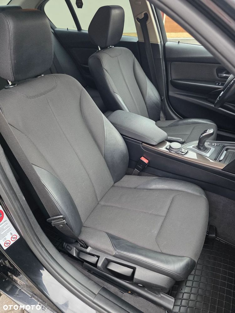 BMW Seria 3 - 25