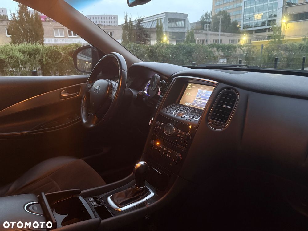 Infiniti EX EX30d - 16