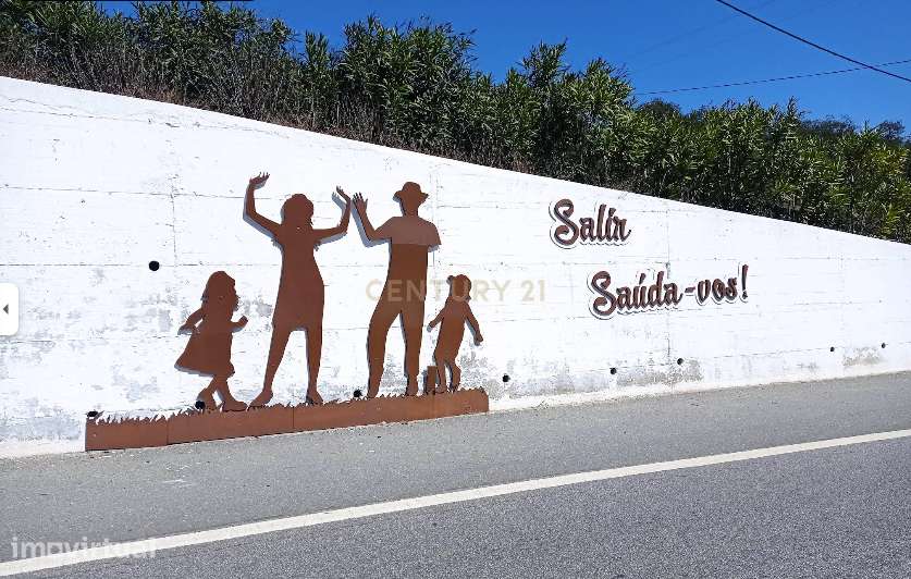 Terreno para Reconstrução, com Água, Natureza e bons acessos, em Crava - Grande imagem: 2/5