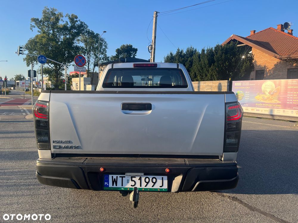 Isuzu D-Max - 10