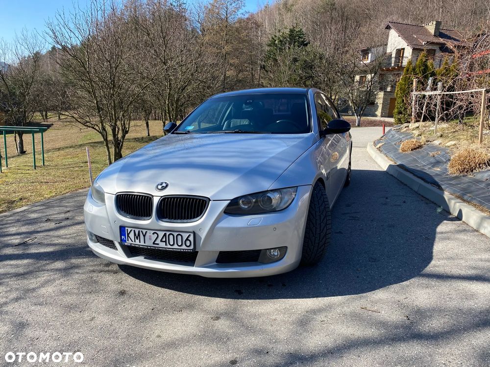 BMW Seria 3 325i - 1