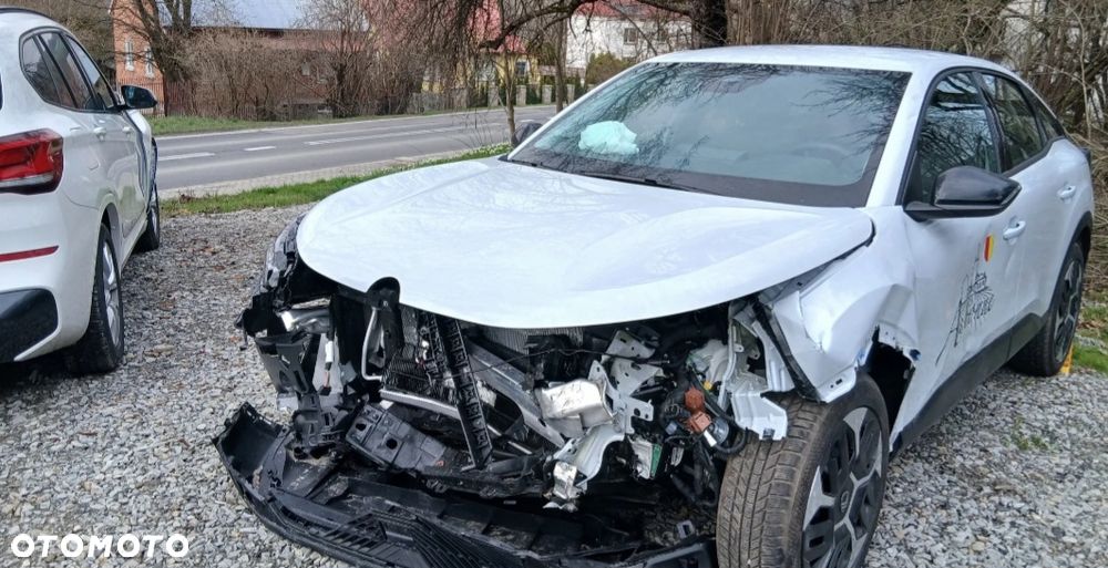 Citroën C4 e-C4 156 PLUS - 10