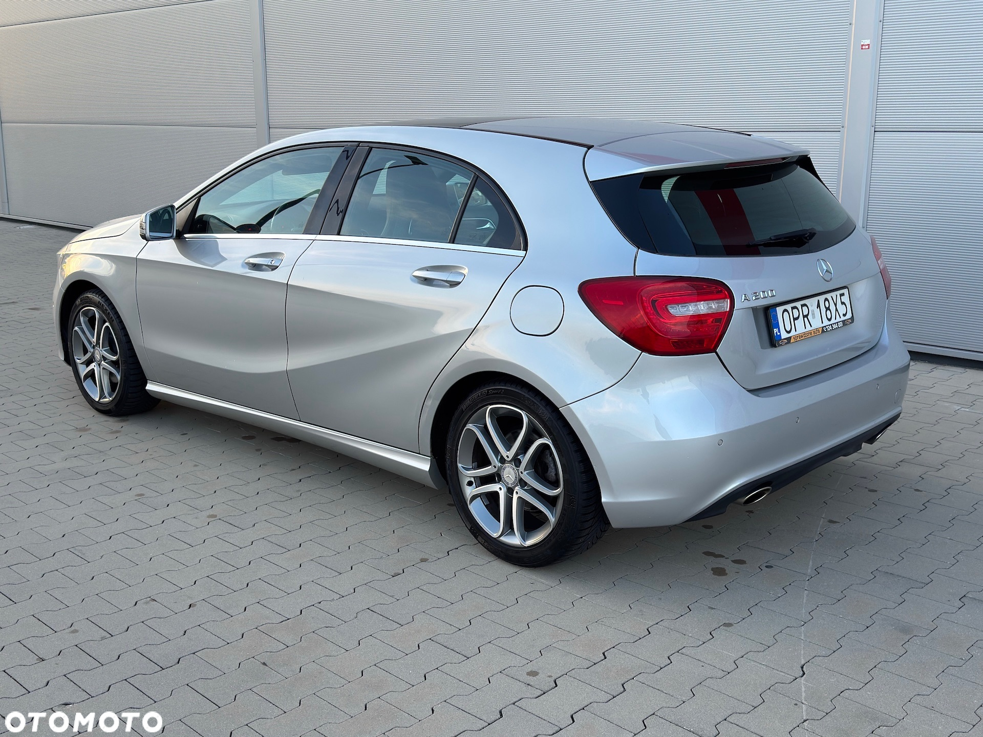 Mercedes-Benz Klasa A 200 (BlueEFFICIENCY) Urban - 32