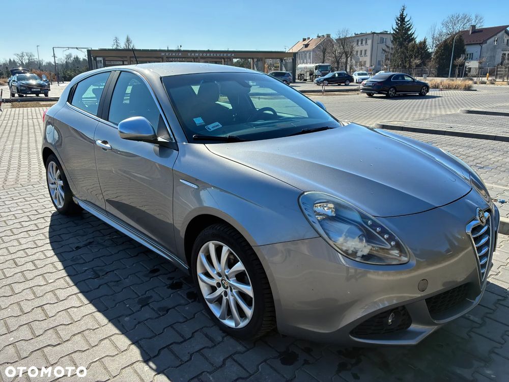 Alfa Romeo Giulietta 1.6 JTDM Distinctive - 1