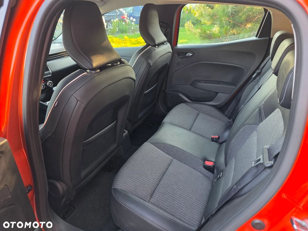Renault Clio TCe 90 BUSINESS EDITION - 23
