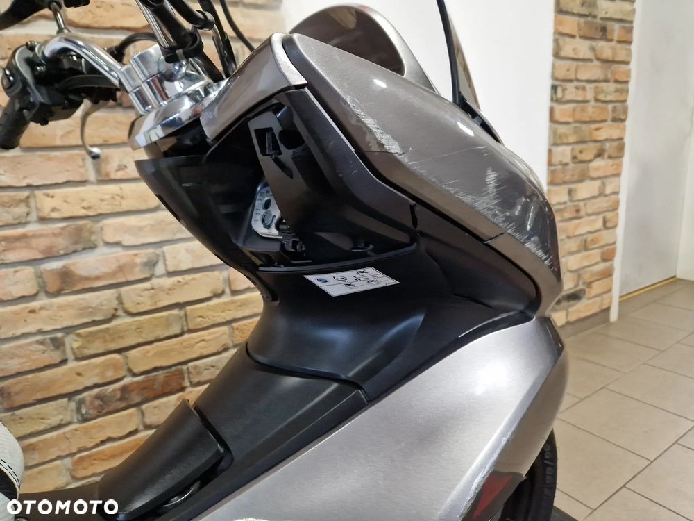 Honda PCX - 16