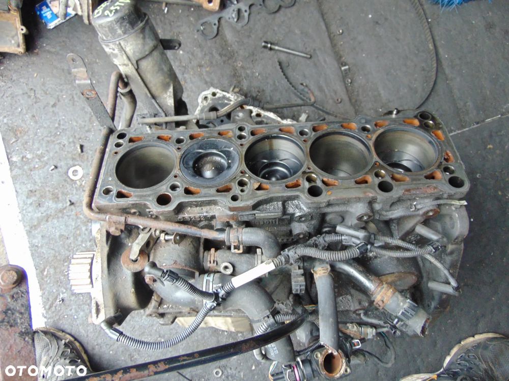 Dół silnika LT 35/28 2,5 tdi - 11