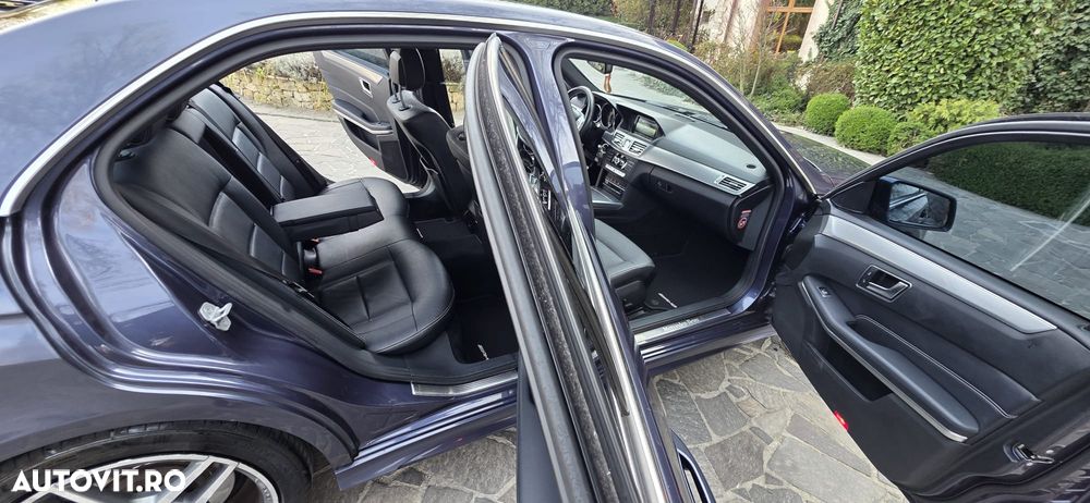 Mercedes-Benz E - 13