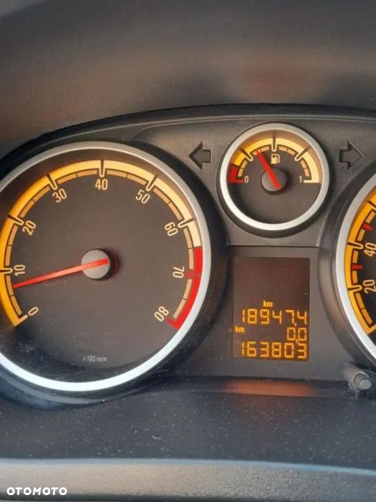 Opel Corsa 1.4 16V 111 - 16