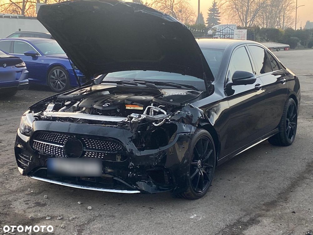 Mercedes-Benz Klasa E 220 d 4-Matic AMG - 8