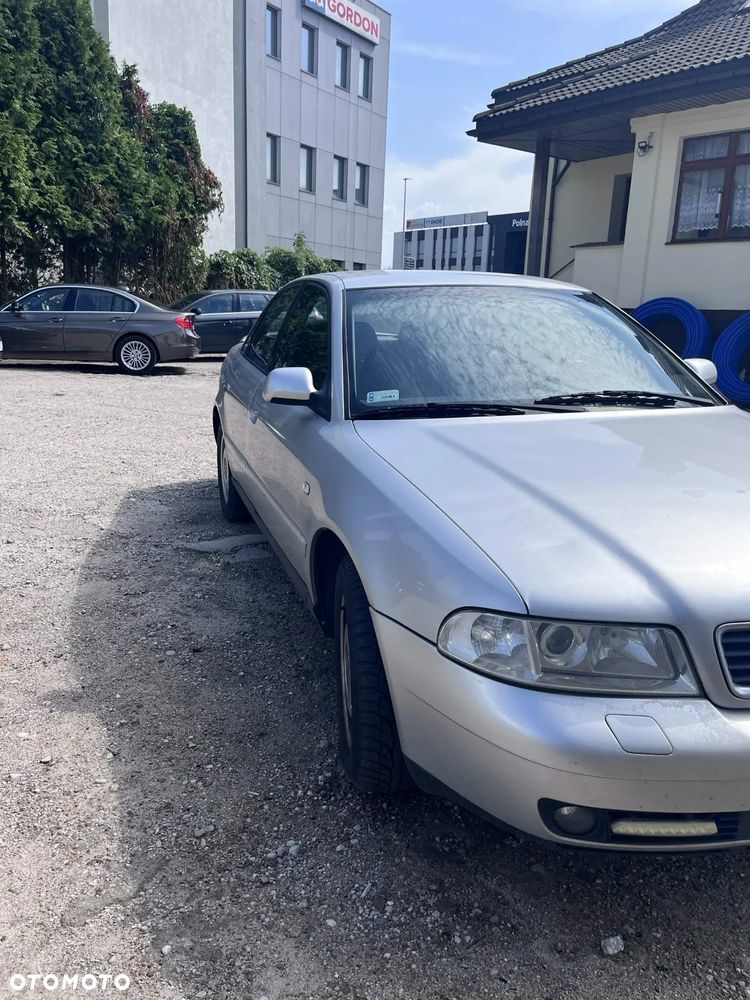 Audi A4 Avant 1.8 - 3