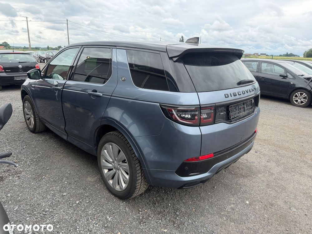 Land Rover Discovery Sport - 8