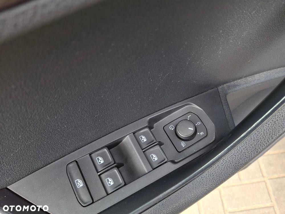 Skoda Karoq 1.5 TSI ACT GPF 4x2 Style - 18