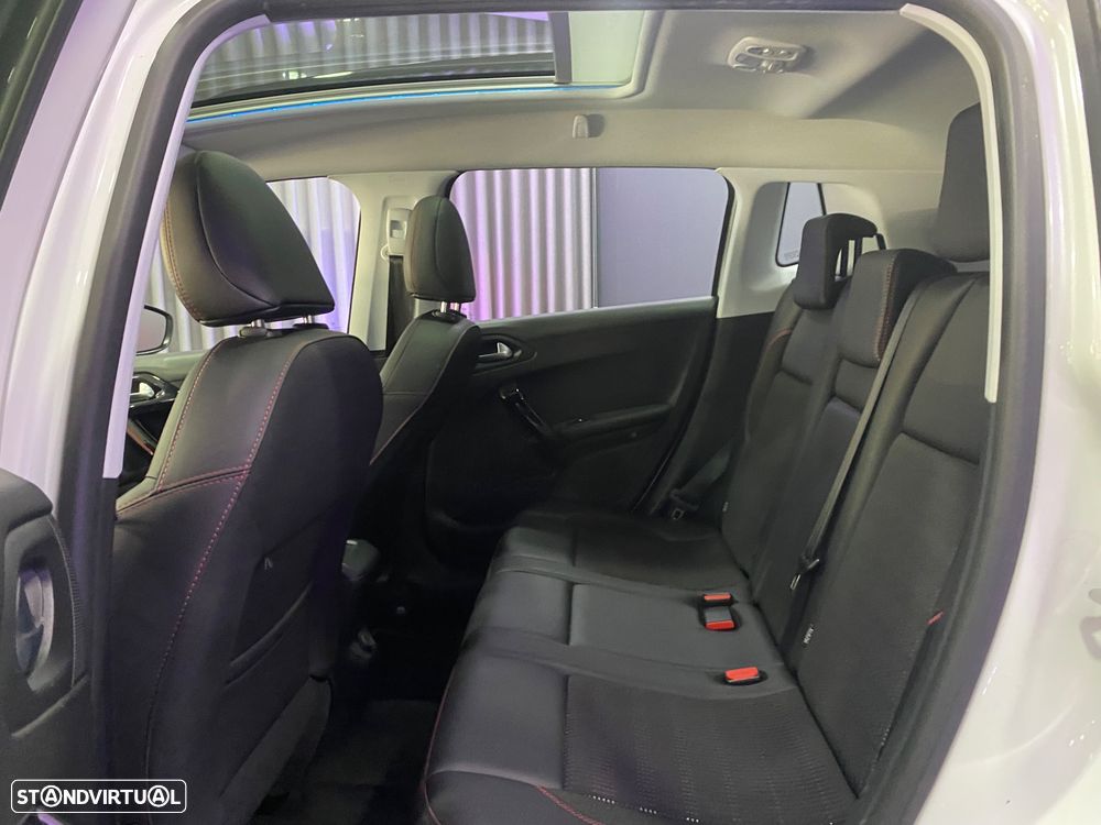 Peugeot 2008 1.5 BlueHDi GT Line - 9