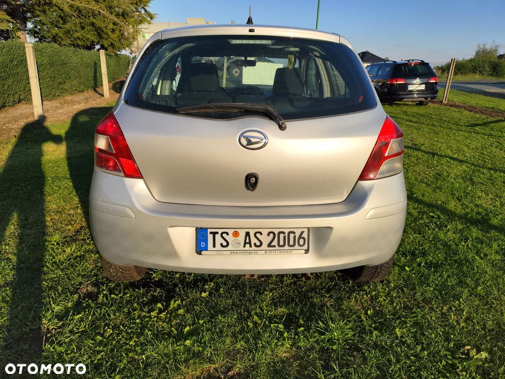 Toyota Yaris - 3