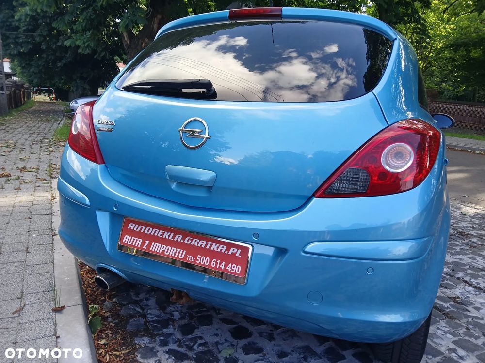 Opel Corsa 1.4 16V Satellite - 8