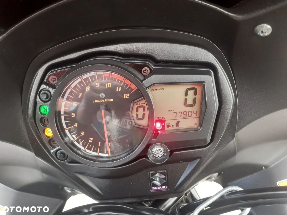 Suzuki GSX - 4