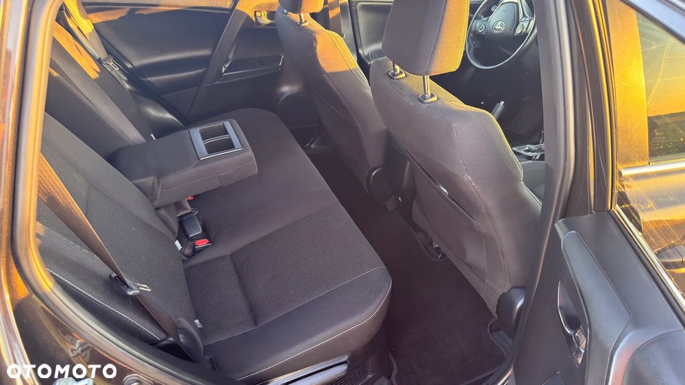 Toyota RAV4 Hybrid Premium 4x2 - 21