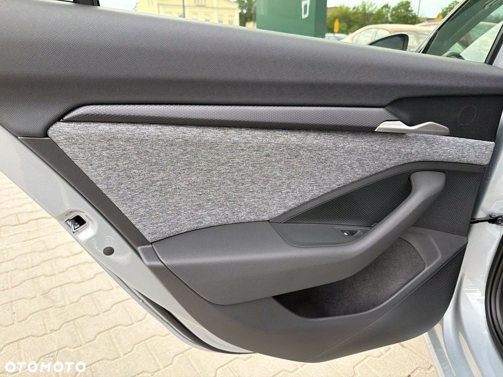 Skoda Superb 2.0 TSI Edition 130 DSG - 24