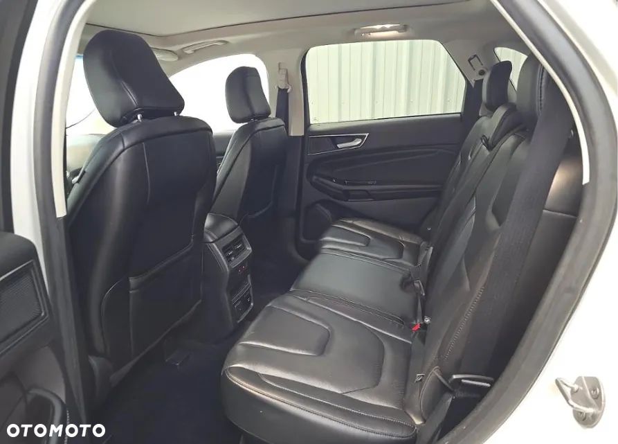 Ford Edge - 11