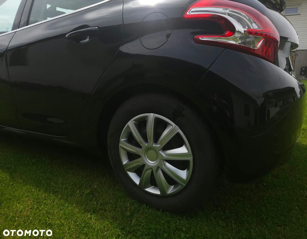 Peugeot 208 1.2 VTi Allure - 9