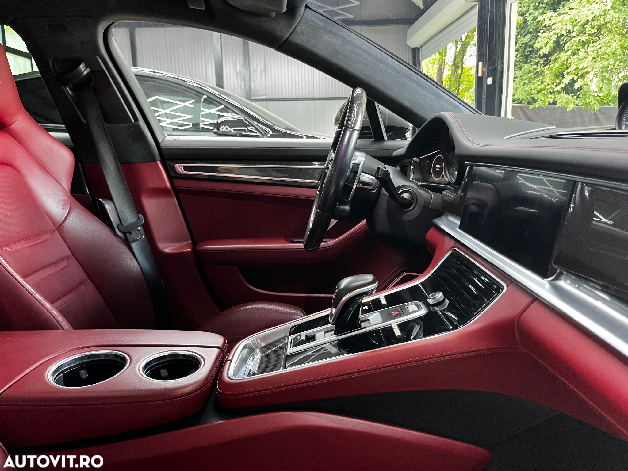 Porsche Panamera - 38