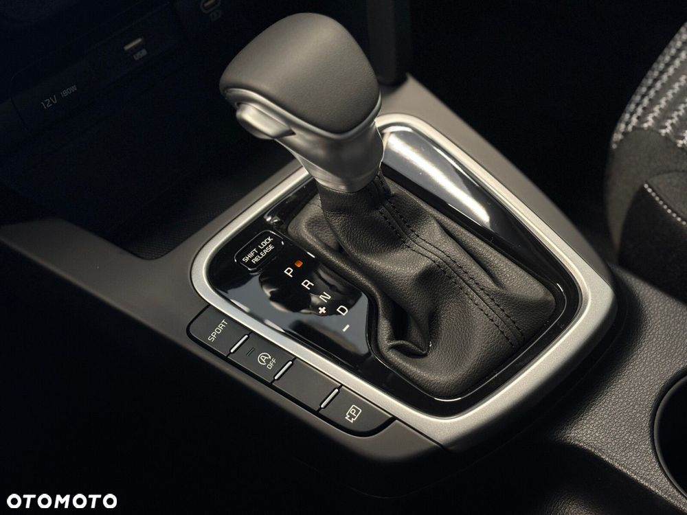 Kia XCeed - 13