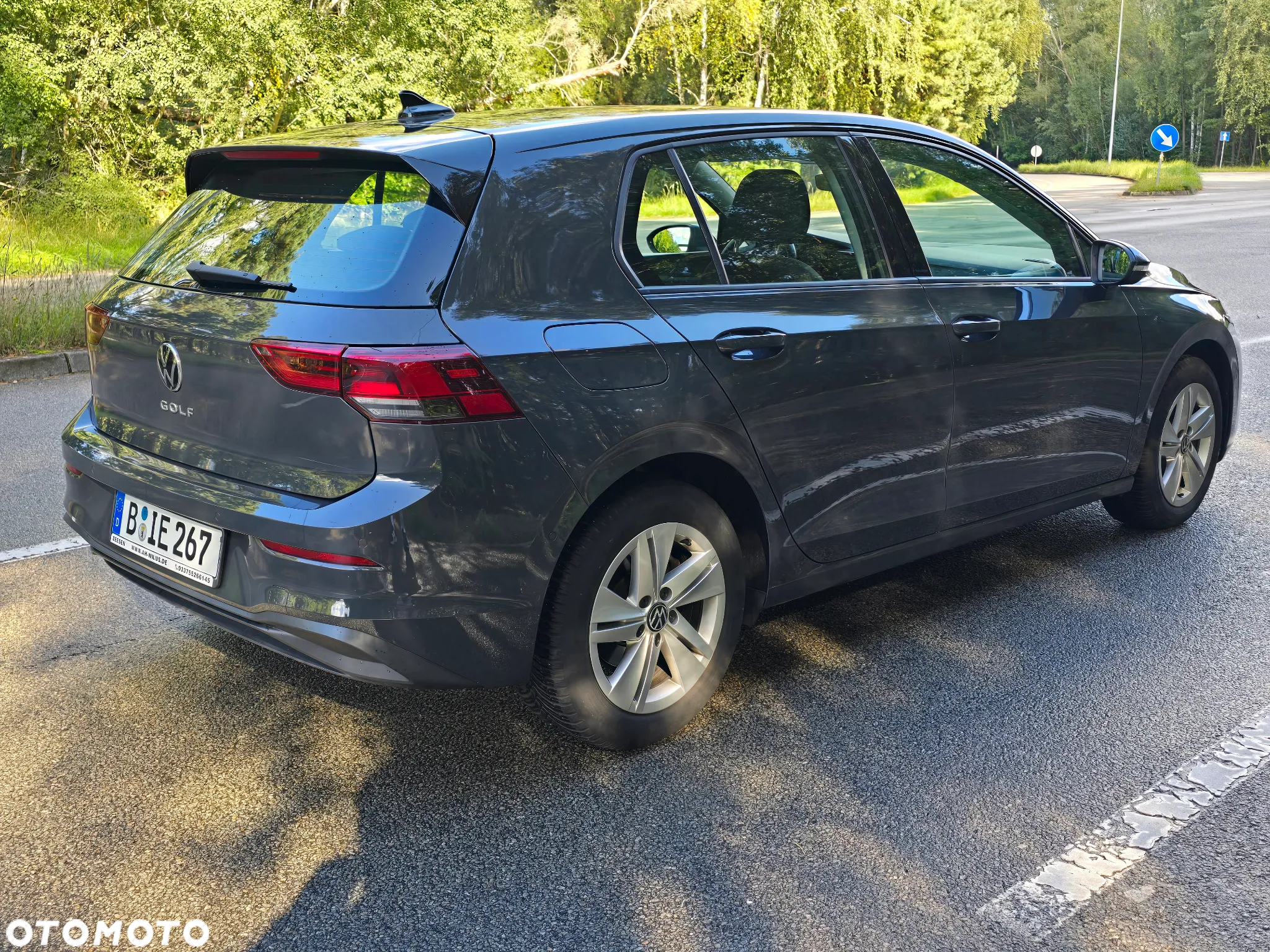 Volkswagen Golf VIII 2.0 TDI Life - 8