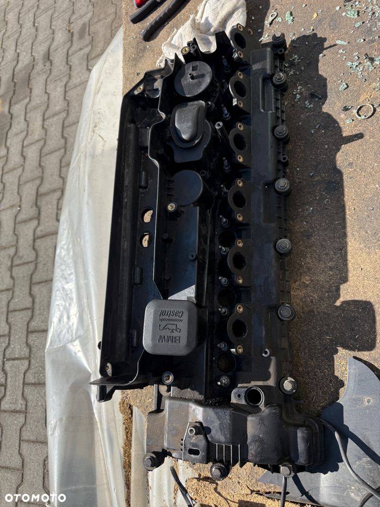 Pokrywa zaworów Kapa zaworowa Bmw m57n n2  2.5d 3.0d e60 e65 e53 - 2