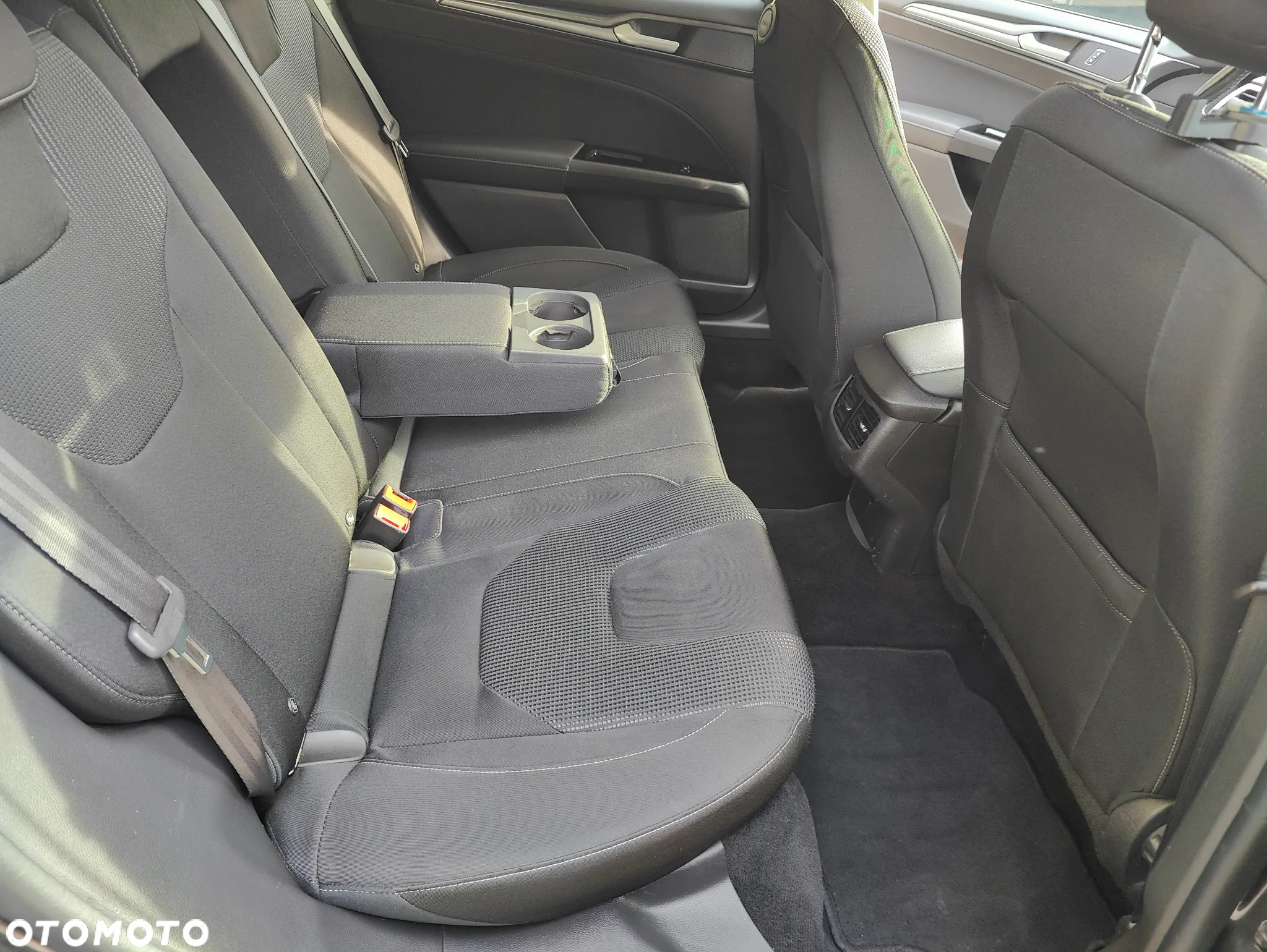 Ford Mondeo 2.0 EcoBlue Executive Plus - 16