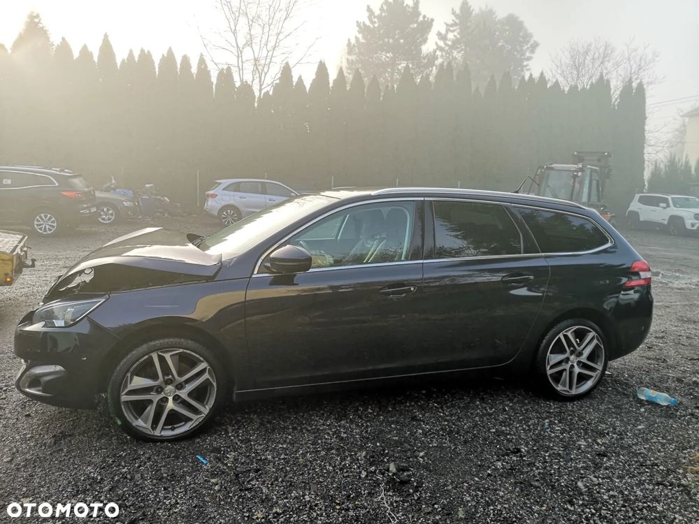 Peugeot 308 BlueHDi FAP 150 Stop & Start Allure - 18